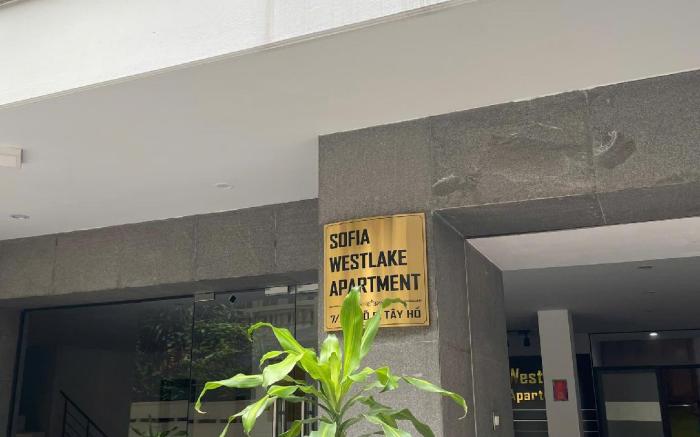 Sofia Westlake Apartment