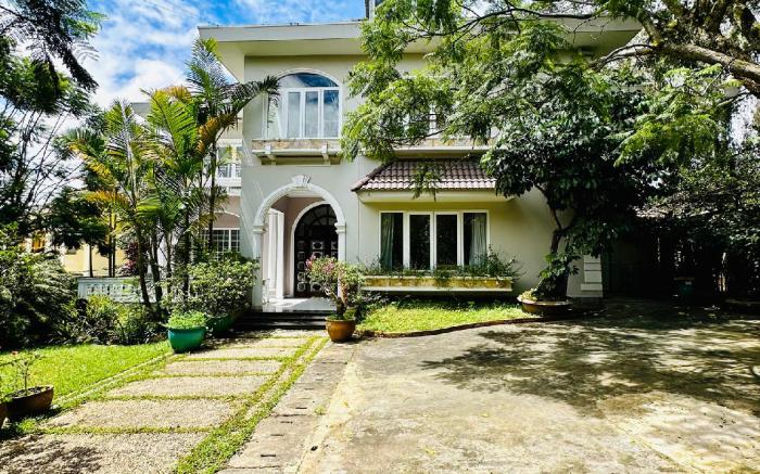 Jakaranda Villa Dalat