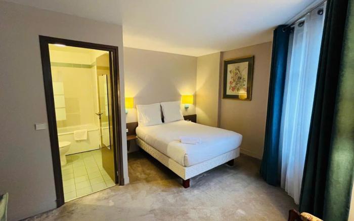 HOTEL PARIS VESINET- Logis Hotel Restaurant