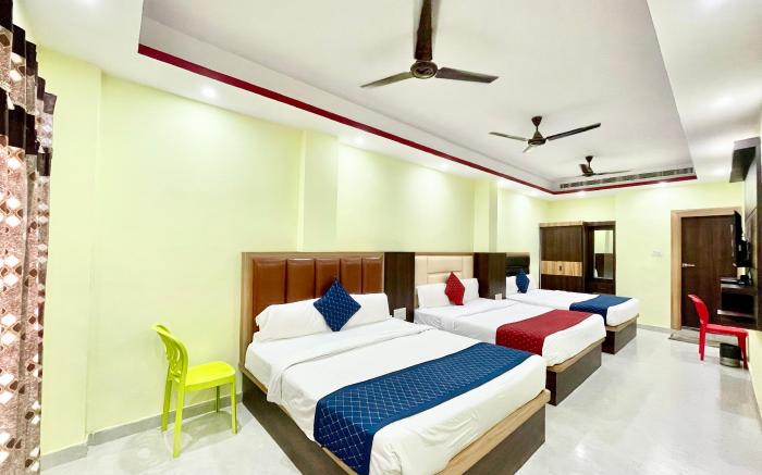 VNS - HOTEL LAXMI - Villa's - Near Kashi Temple 