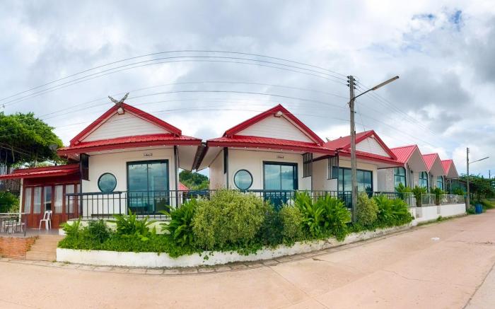 Pakkhat Rimkhong Resort