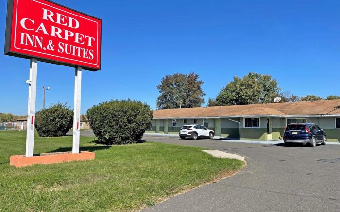 Red Carpet Inn and Suites Wrightstown