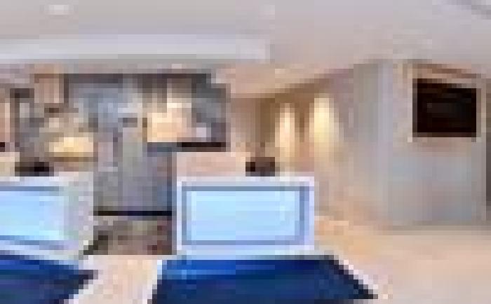 Holiday Inn Express Rochester - University Area