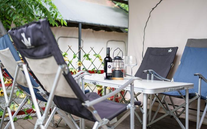 Gapyeong Hwang Jeong-min Glamping Auto Camping