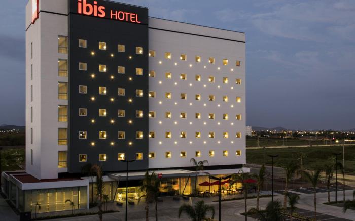 ibis Mazatlan Marina