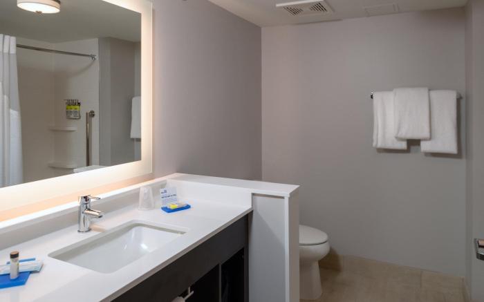 Holiday Inn Express and Suites Tulsa Downtown - Arts District By IHG