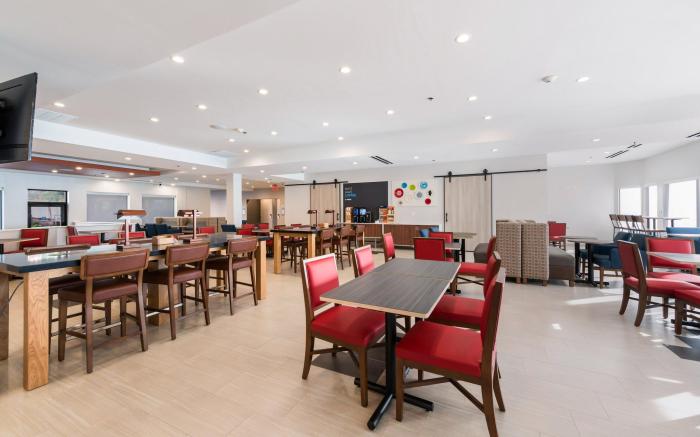 Holiday Inn Express Naperville By IHG