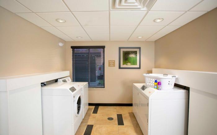CANDLEWOOD SUITES - JACKSONVILLE - MAYPORT By IHG