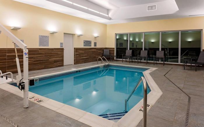Fairfield Inn & Suites Port Clinton Waterfront