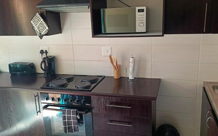 Veelux Self Catering Unit-WiFi-Netflix