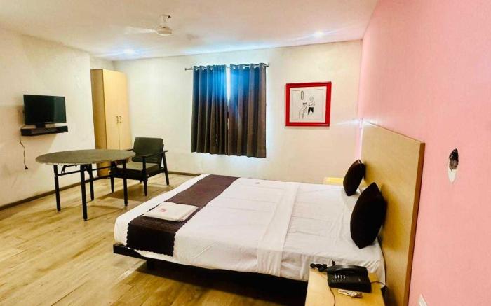 Townhouse Royal Adress Nearest Parthala Chowk New