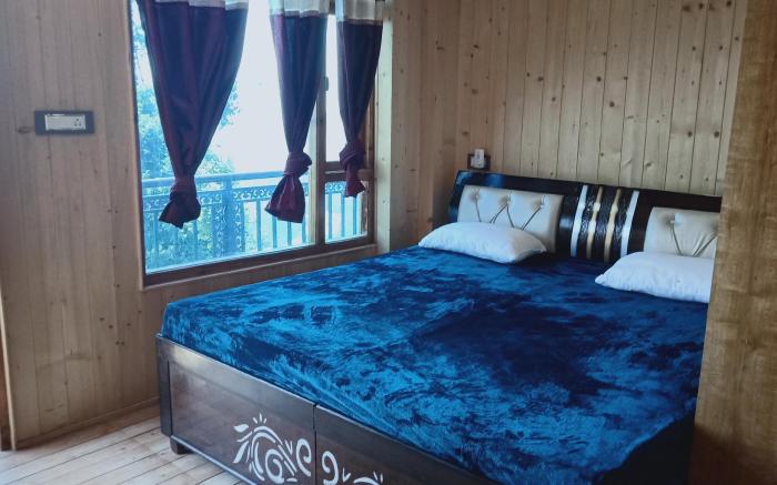 Madhav Palace Homestay Fagu 