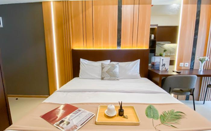 Chic and Cozy Studio at Meikarta Apt By Travelio