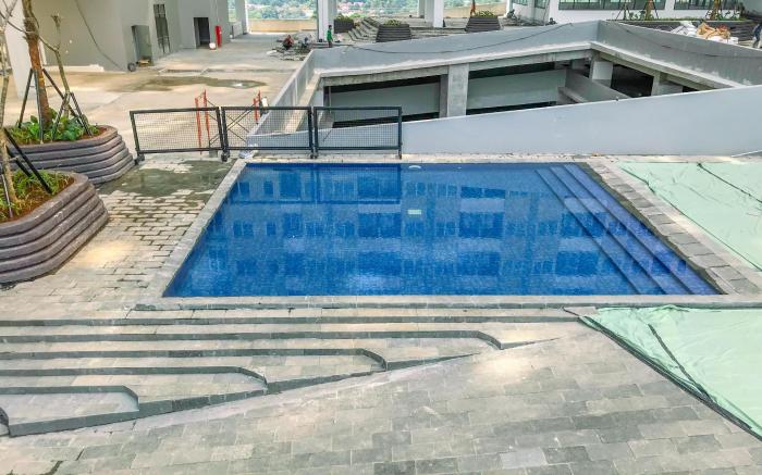 Comfy Studio at Royal Sentul Park Apt By Travelio