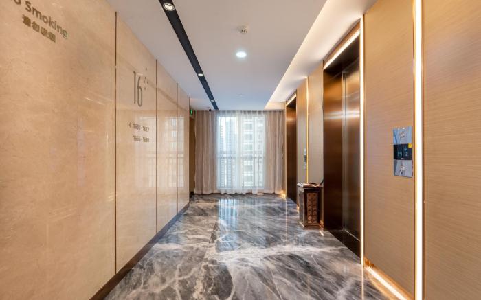 Lavande Hotel (Kunming Wujiaba CBD Center )