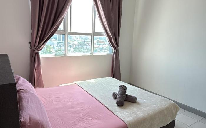 By The Beach Homestay Kuala Terengganu with Pool