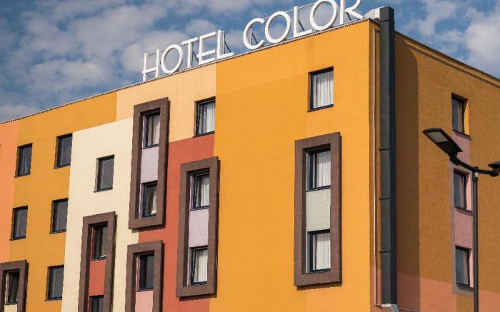 Hotel Color