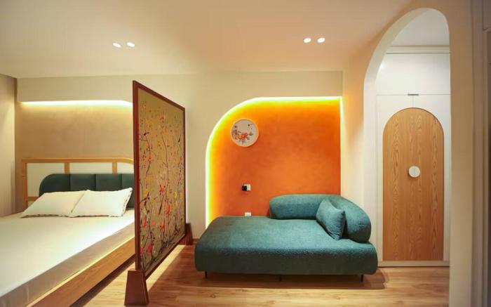 Vincent’s Home in West Lake/ Luxury Apartment