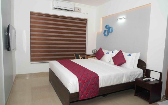 Aaram kumaramangalam lake villa