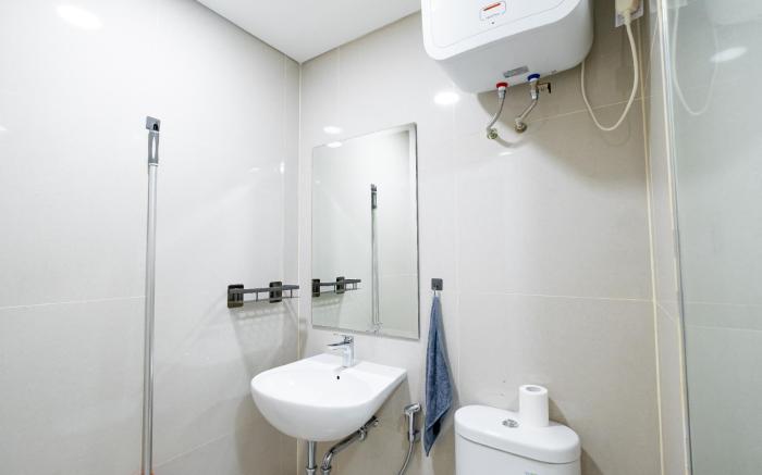 Empire Tower 3BR New-Stylish Contemporer @Podomoro
