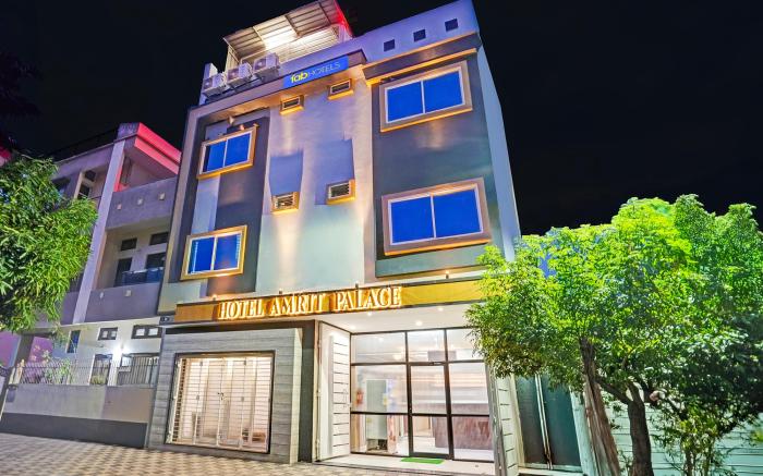 FabHotel Amrit Palace