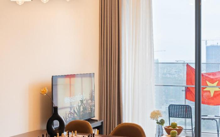 Lumiere Riverside 2BR Stylish Condo City View