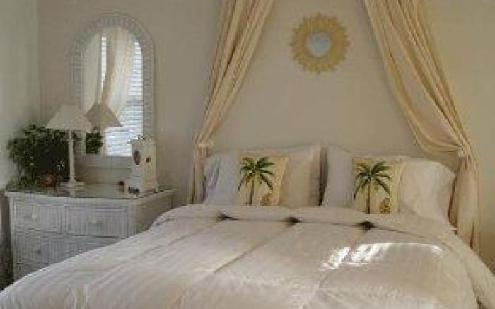 Marco Island Lakeside Inn