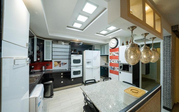 Luxury Three bedroom Apt with Majlis Al Yasmin