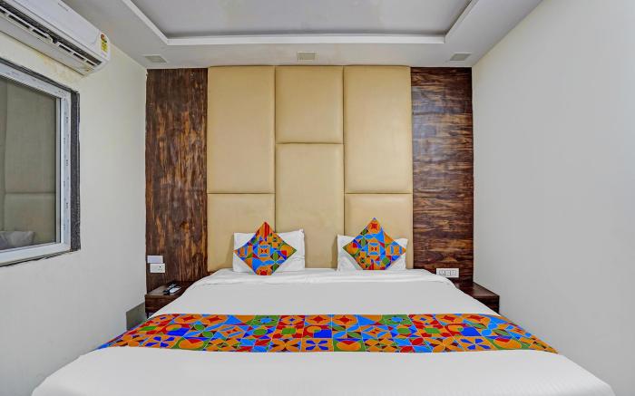 FabHotel Dream House - Noida stadium