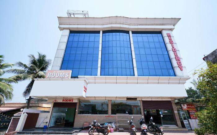 Collection O Infopark Kochi Malabar PlazaResidency