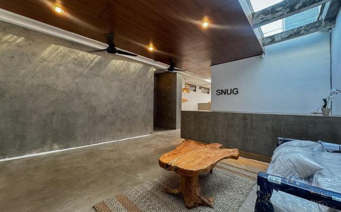 NEW! 8 Mins to Airport, Transit, Stylish, Eateries