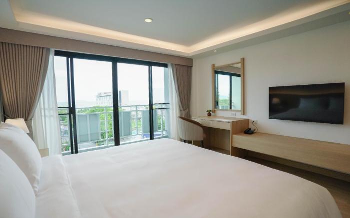 The Kite Hotel Bangsaen by Koko