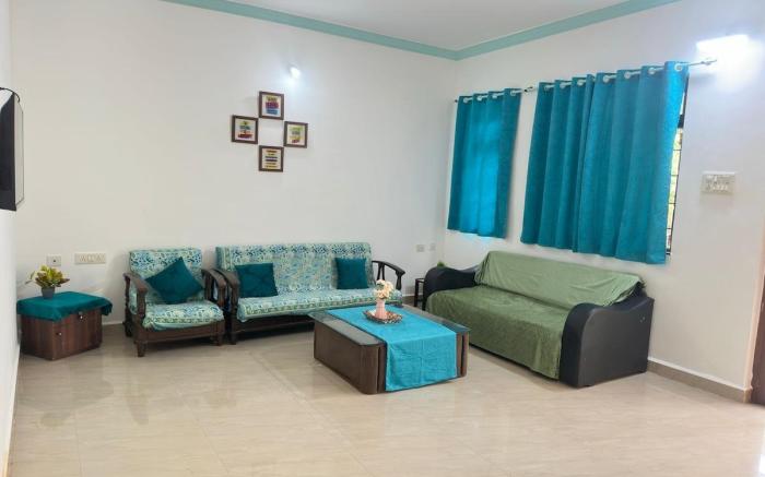 4bhk Family Villa near beach