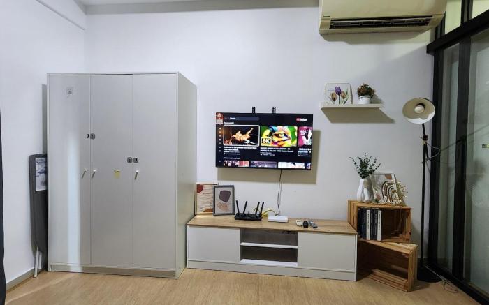 ICity ISoho Studio Entire House