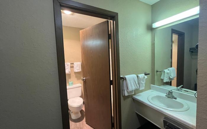 Motel 6 Concordia, MO