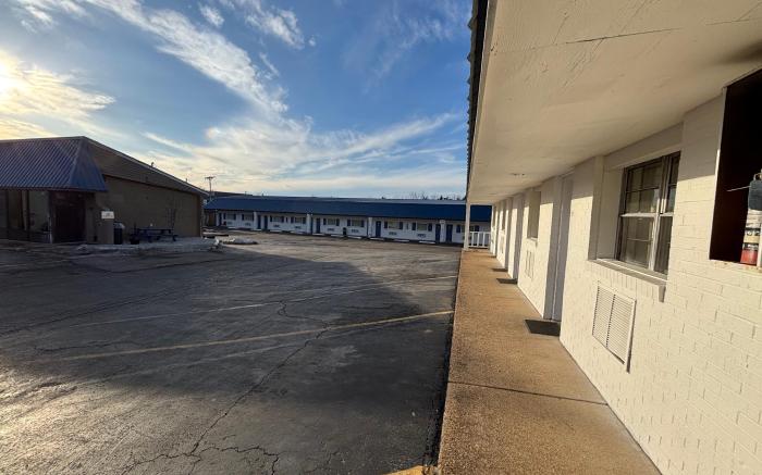 Motel 6 Sullivan, MO
