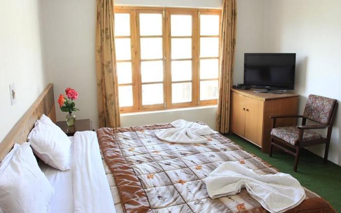 Hotel Mahay Palace