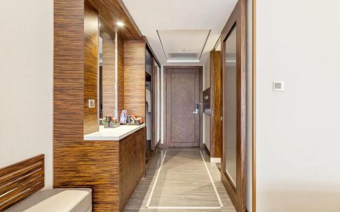 Xiamen White Dolphin Hotel - Huangcuo Beach Branch of Convention and Exhibition Center