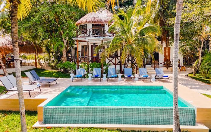 Azulea Bacalar Hotel & Spa - Lagoon Front