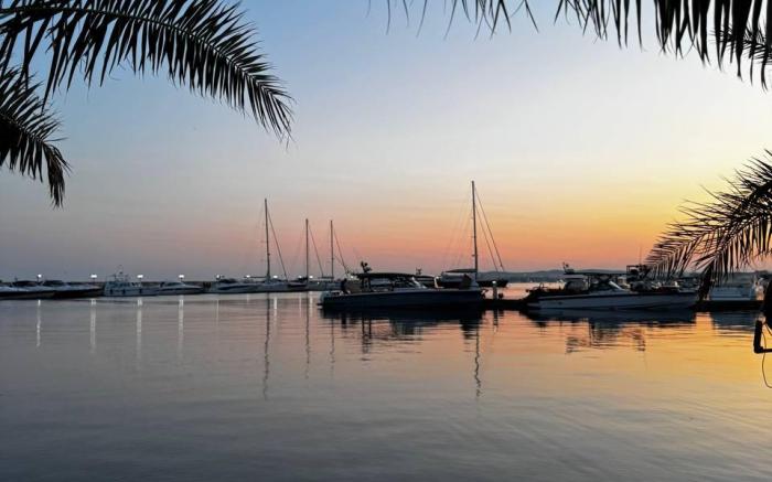 Marina Sunrise Apart-hotel