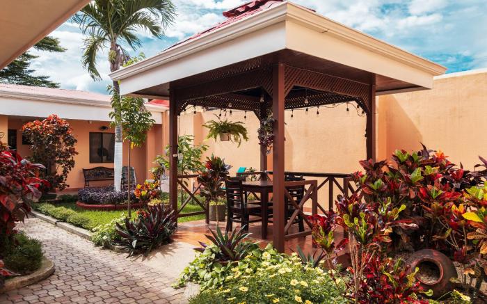 Brisas del Aeropuerto Airport Breezes inn