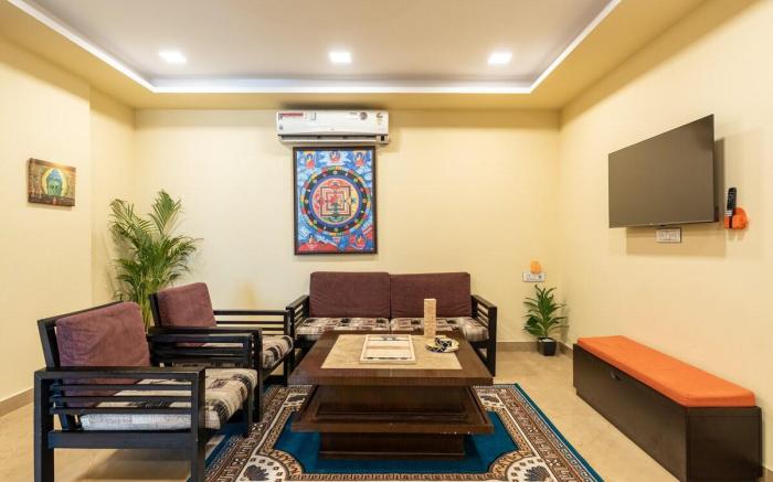 Homlee-Legacy 3BHK Flat in Central DEL-Lift