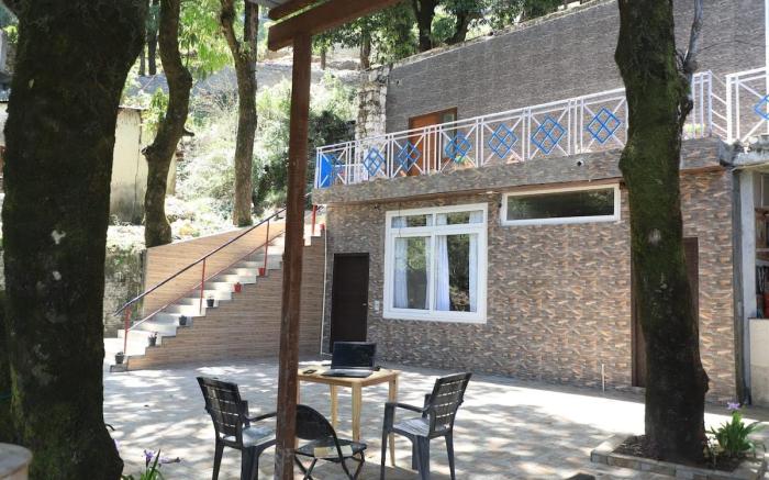 Restinn Kemptyfall 2BR GF| by homeyhuts