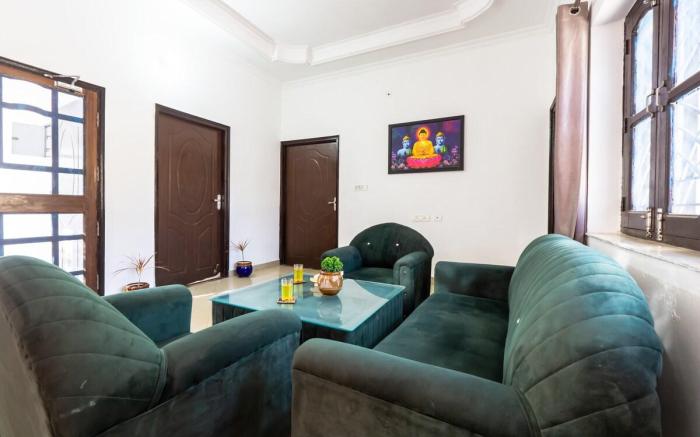 Cozy Nest|2BR with Kitchenette |FF by Homeyhuts