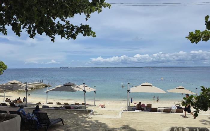 Resort-style Comfort Near Mactan Airport