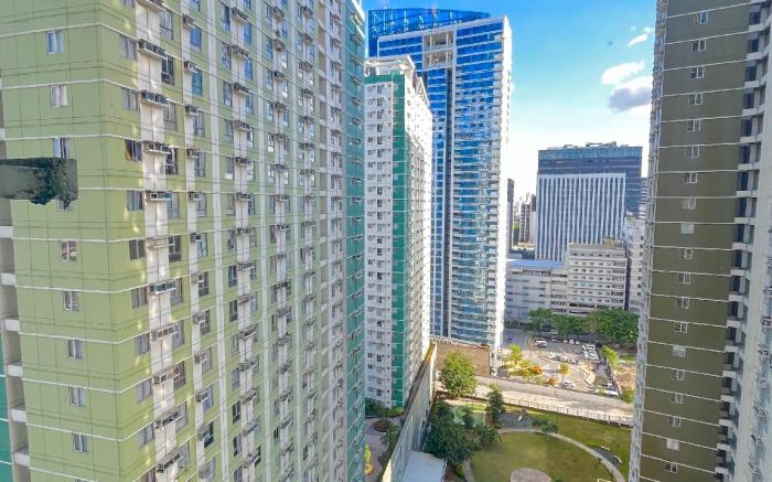 Studio Inside IT Park Cebu