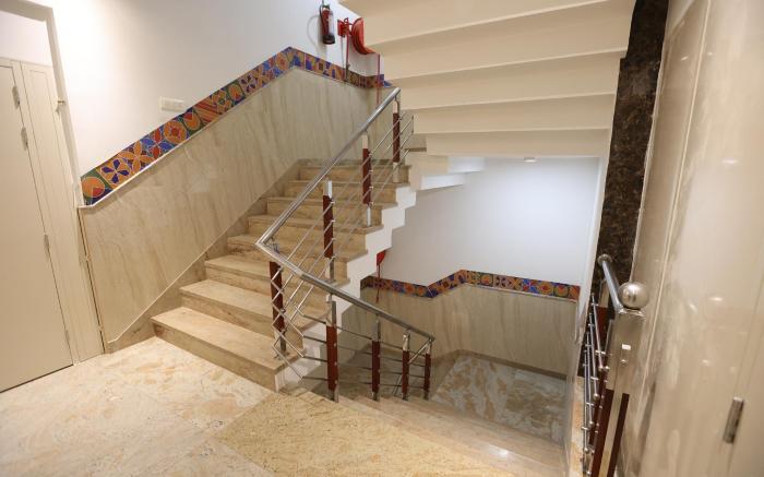 Hotel Corporate Suites with Free One-way Airport Transfer