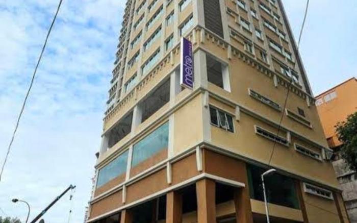METRO HOTEL