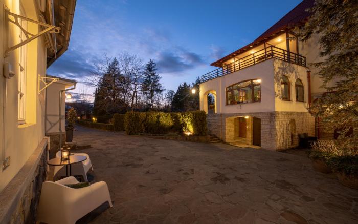 Zaivan Retreat