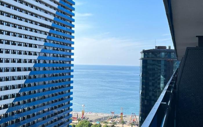 Batumi Orbi City Lux Apartment 5*